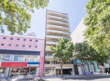 Departamento · 26m² · 1 Ambiente · Venta / Permuta - Departamento Monoambiente con Patio Exclusivo - Rosario Centro