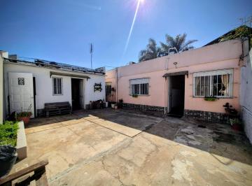 PH · 73m² · 4 Ambientes · Venta Casa PH de Cuatro Ambientes en Wilde