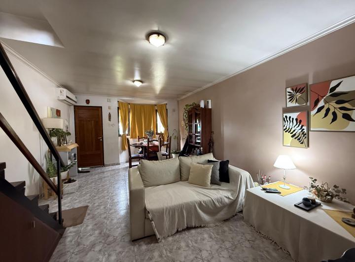 Casa · 110m² · 3 Ambientes · 2 Cocheras