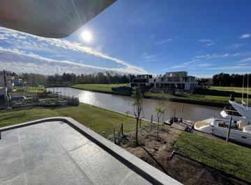 Casa · 550m² · 6 Ambientes · 2 Cocheras · Casa en Venta Al Río a Estrenar - El Yacht, Nordelta