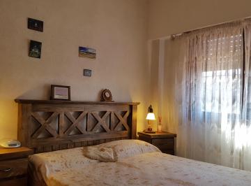 Departamento de 3 ambientes, Villa Gesell · Gesell / Finde Xl / Verano 2027 / Alquilo 3 Amb / Cochera / 8 Huespedes