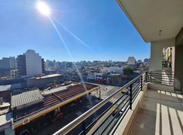 Departamento de 2 ambientes, Boedo · Exclusivo Semipiso de 2 Ambientes con Dormitorio en Suite y Vestidor