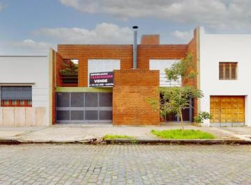 Casa · 255m² · 6 Ambientes · 2 Cocheras · Casa 6 Ambientes en La Plata