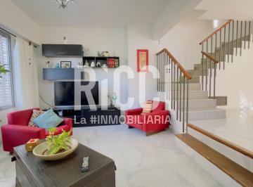 Casa · 140m² · 5 Ambientes · 6 Cocheras · Casa en Venta 5 Ambientes en Quilmes