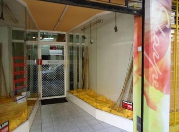 Local comercial · 130m² · 1 Ambiente · Perfecto Local en El Barrio de Once