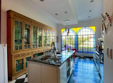Casa de 4 ambientes, Tandil · ¡Oportunidad en Tandil! Casa de Estilo Normando a Pocas Cuadras del Centro