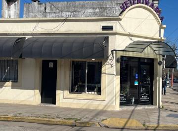 Local comercial · 100m² · Local en Venta en Pilar, G. B. a. Zona Norte, Argentina