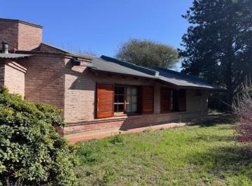 Casa · 347m² · 3 Dormitorios · Córdoba, Villa Allende Golf, Nuevo Mundo 861