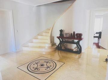 Hall de entrada · Nordelta - Casa en Las Caletas con Amarra