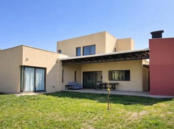 Casa de 7 ambientes, Luján de Cuyo · Casa en Venta, Luján de Cuyo, Mendoza.