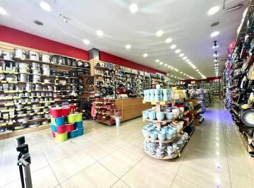Local comercial , Balvanera · Local con Deposito + Hotel en Venta. Ideal Inversores