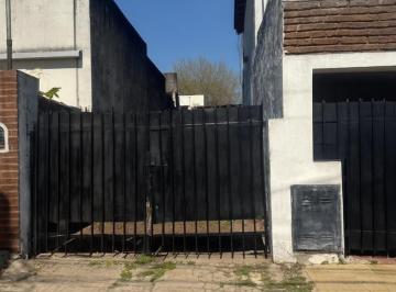 Local comercial · 200m² · 2 Ambientes · Venta Galpon en Moron