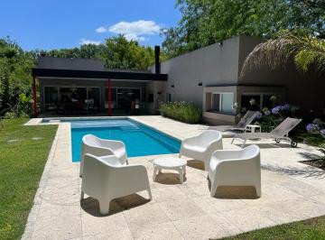 Casa · 350m² · 5 Ambientes · 2 Cocheras · Alquiler Temporario Casa Barrio Palmer´s Cottage - Alquiler Enero 2026.