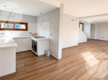 Casa · 85m² · 3 Ambientes · 1 Cochera · Casa - Mar de Las Pampas