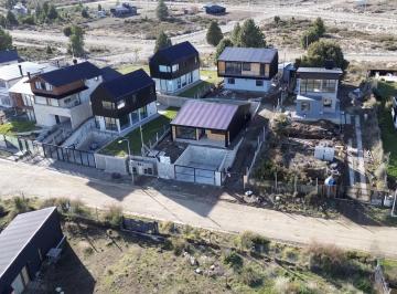 Casa · 93m² · 4 Ambientes · 2 Cocheras · Casa a Estrenar en PH en Barrio Altos de Pinar del Sol, Bariloche (Uf1)