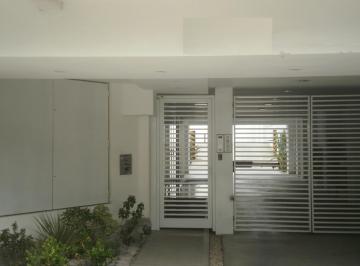 Departamento · 70m² · 2 Dormitorios · 1 Cochera · Departamento Tres Ambientes con Cochera