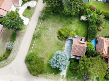 Casa · 75m² · 2 Dormitorios · Casa en Venta en Pinamar – Esquina con Gran Parque - B5