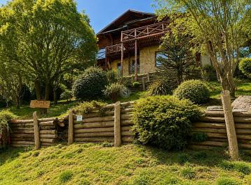 Casa · 240m² · 3 Ambientes · 1 Cochera · Casa en Venta en San Martin de Los Andes, Patagonia, Argentina