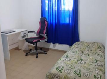 Departamento · 80m² · 4 Ambientes · Departamento en Venta Quilmes 3 Dorm. y Cochera