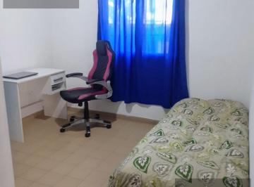 Departamento · 80m² · 4 Ambientes · Departamento en Venta Quilmes 3 Dorm. y Cochera