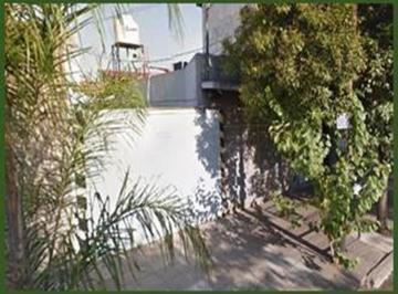 Bodega-Galpón · 250m² · Galpon en Venta Morón