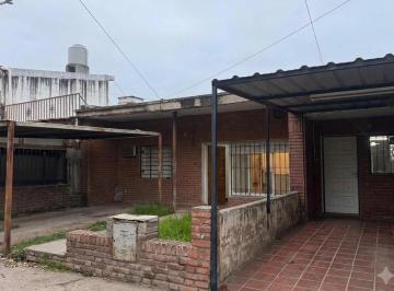 Casa · 211m² · 5 Ambientes · 2 Cocheras · Venta, casa Parque Liceo. Primera Sección