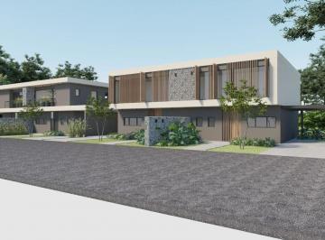 Casa · 158m² · 4 Ambientes · 1 Cochera · Casa en Venta en Barrio con Porton " La Juanita" Bella Vista