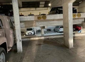 Garage , Bahía Blanca · Cochera Techada - Ohiggins Al 400