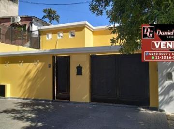 Casa de 4 ambientes, Lanús · Venta – Casa 4 Ambientes en Excelentes Condiciones – ¡Apto Crédito!