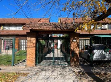 PH · 50m² · 3 Ambientes · 1 Cochera · PH con Cohera