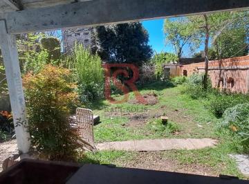Casa · 400m² · 3 Ambientes · 1 Cochera · Gz - Casa a Reciclar Gran Lote
