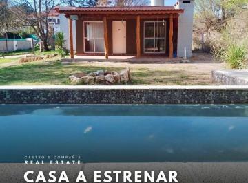Casa · 62m² · 5 Ambientes · 1 Cochera · Venta Casa a Estrenar C/pileta a 200 m de La Ruta 38 (Autovía) en Mirador del Lago - Bialet Masse