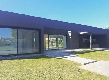 Casa · 314m² · 3 Ambientes · Casa en Venta en Haras Santa Maria, Escobar, G. B. a. Zona Norte