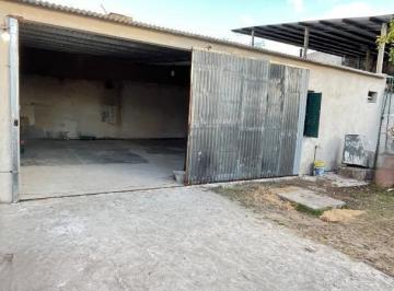 Bodega-Galpón · 90m² · 1 Ambiente · Galpon con Terreno Libre Al Frente