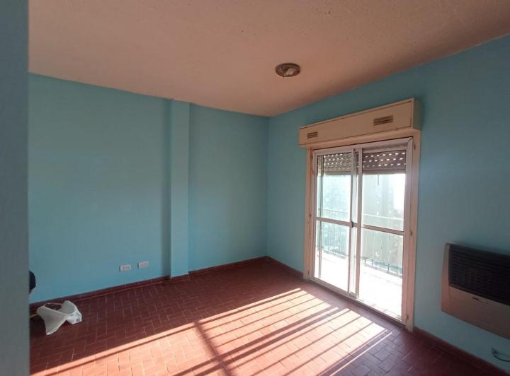 Alquiler Departamento de 3 Ambientes en Lanus