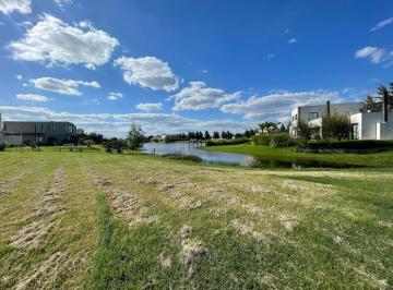 Terreno · 877m² · Terreno en El Naudir, Al Agua. Retasado