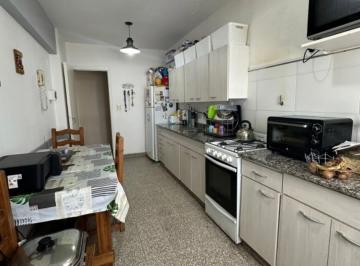 Departamento · 86m² · 4 Ambientes · 4 Cocheras · Departamento 4 Ambientes