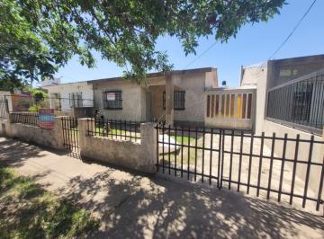 Frente · Casa en Venta: Juan Manuel Estrada 1031 San Lorenzo Santa Fe