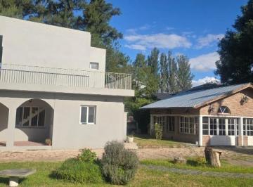 Quinta vacacional de 7 ambientes, La Plata · Venta Casa Quinta 4 Dorm. Sobre Ruta 2