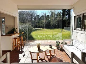 Casa de 6 ambientes, Luján · Venta Casa de Estilo en Única Planta con Amplio Parque - La Cañada Polo Club - Luján