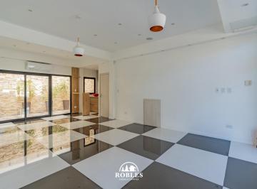 Oficina comercial · 70m² · Local Comercial en El Tradicional Barrio Chauvin