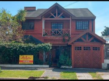 Casa de 5 ambientes, Almirante Brown · Venta - Chalet - Oportunidad