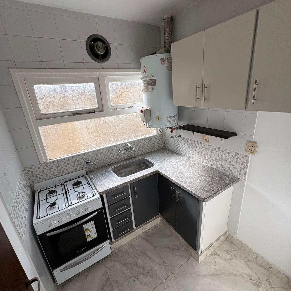 Departamento de 2 ambientes en venta en La Perla, 52 m²