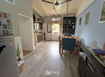 Casa · 100m² · 5 Ambientes · 1 Cochera · Cf1285 - Casa en Venta - 3 Dorm. - Av Jauretche y Andresito