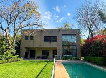 Casa · 285m² · 6 Ambientes · 3 Cocheras · Casa en Barrio Cerrado Villa Bertha con Pileta