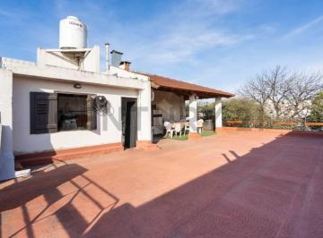 PH · 154m² · 5 Ambientes · Venta PH Amplio y Luminoso en Devoto | 5 Amb | Terraza + Quincho | Sin Expensas