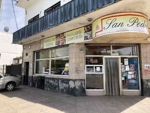 Local comercial · 234m²