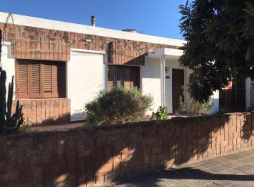 FRI-FRI-1166_2 · Oportunidad! Venta Casa 4 Ambientes, Los Naranjos, Córdoba