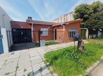GEP-GEP-1665_2 · Casa 3 Ambientes. | Simbron 2400