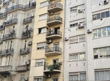 Departamento · 62m² · 3 Ambientes · Av Santa Fe 1200 Vivienda o Profesional! en Venta